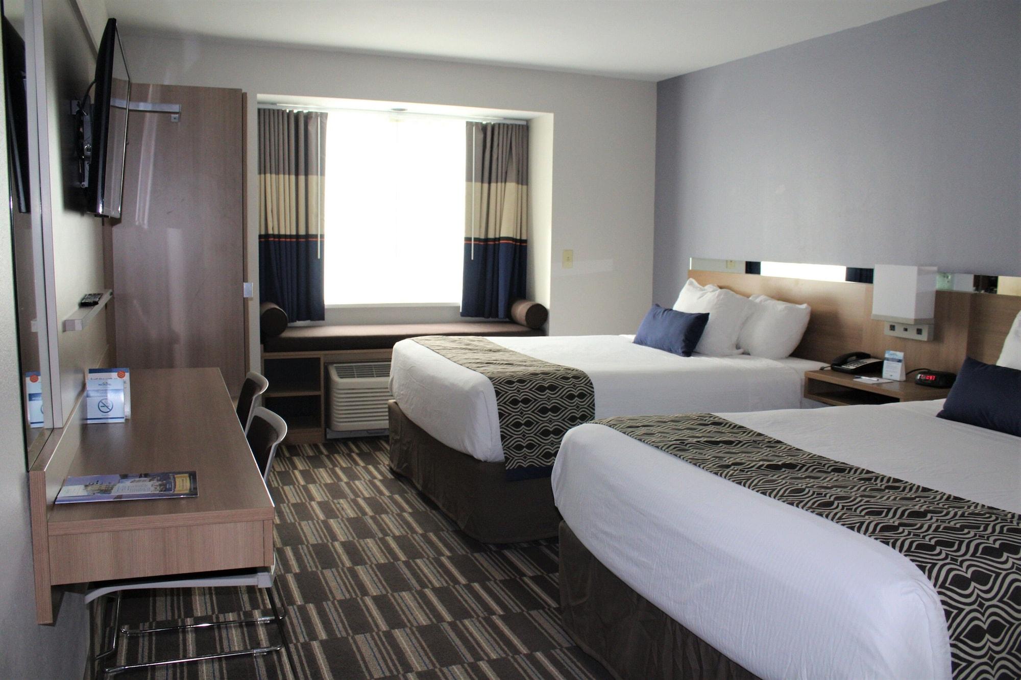 Microtel Inn & Suites By Wyndham - Penn Yan Exteriör bild