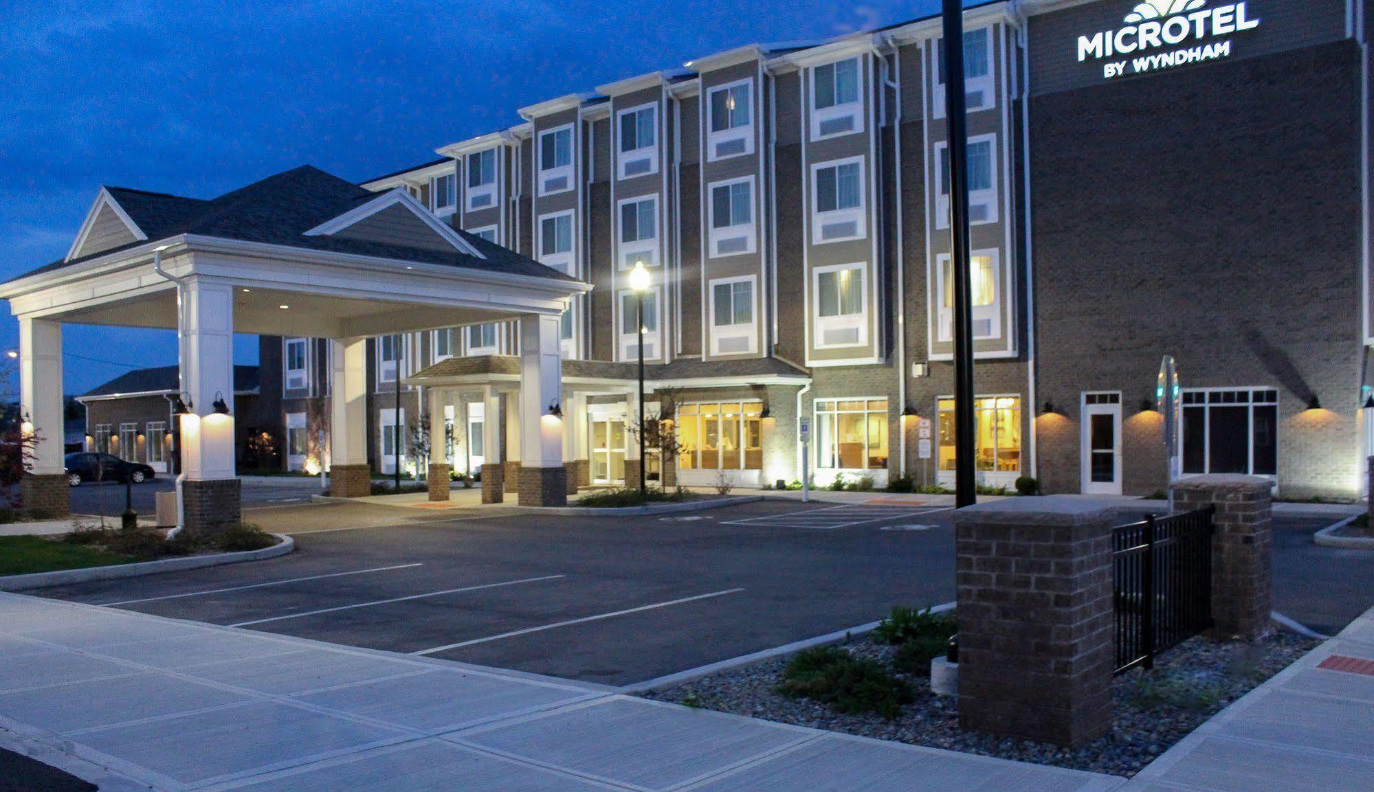 Microtel Inn & Suites By Wyndham - Penn Yan Exteriör bild