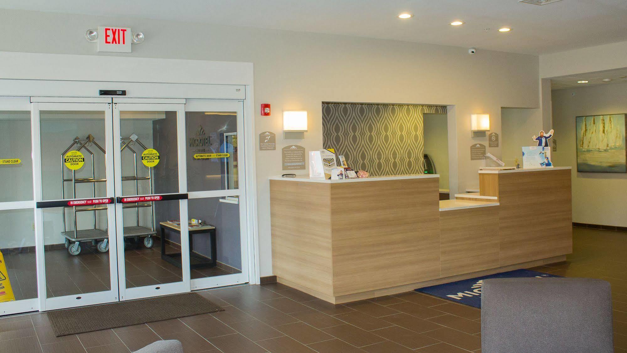 Microtel Inn & Suites By Wyndham - Penn Yan Exteriör bild